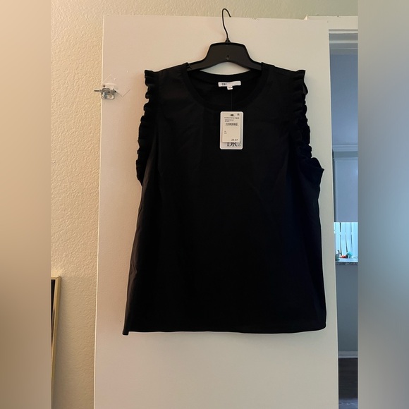 Ribbon Ruffle Poplin Top - Picture 3 of 11